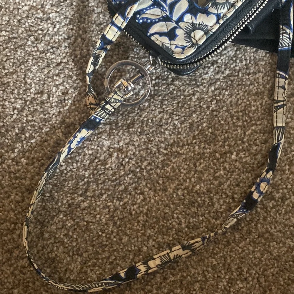 Vera Bradley wallet - Picture 4 of 4